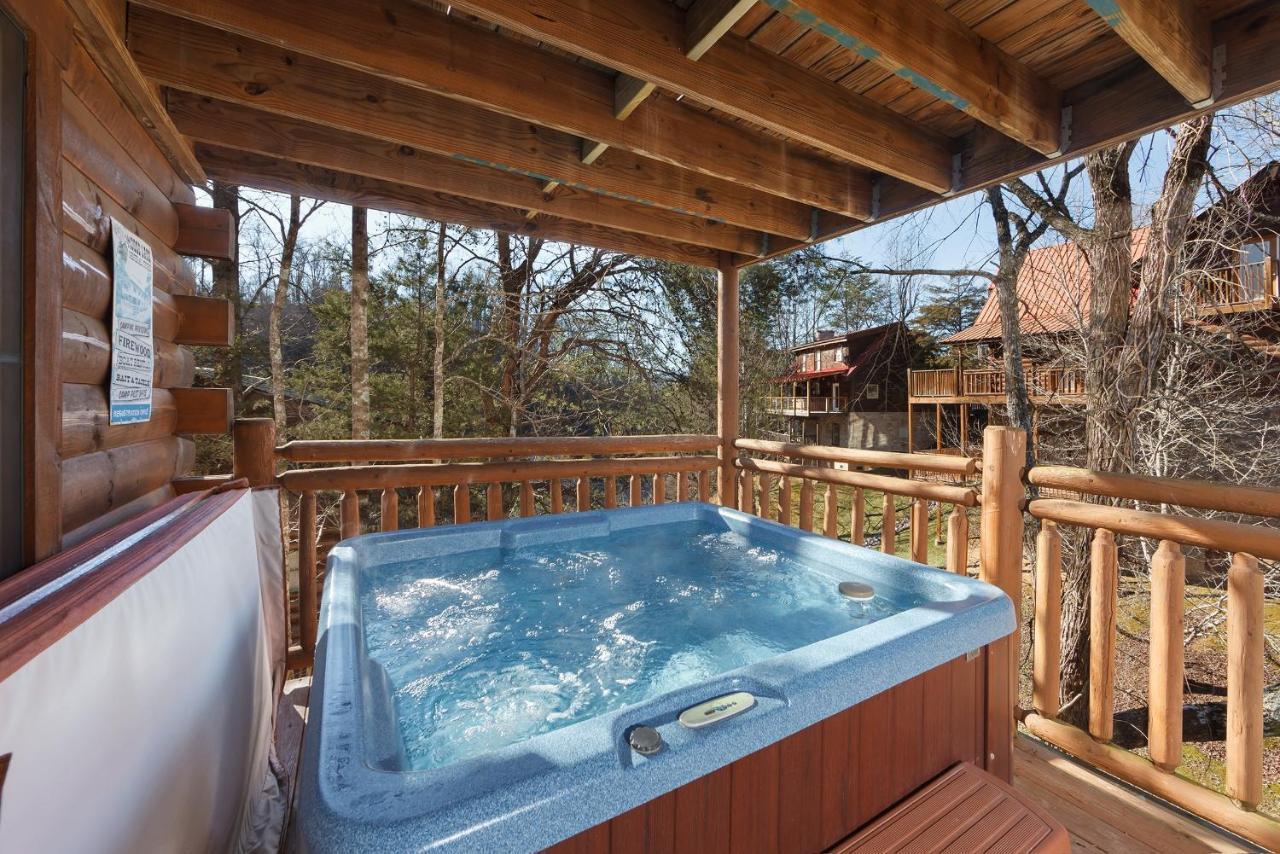 Moose Tracks Cabin Villa Pigeon Forge Dış mekan fotoğraf