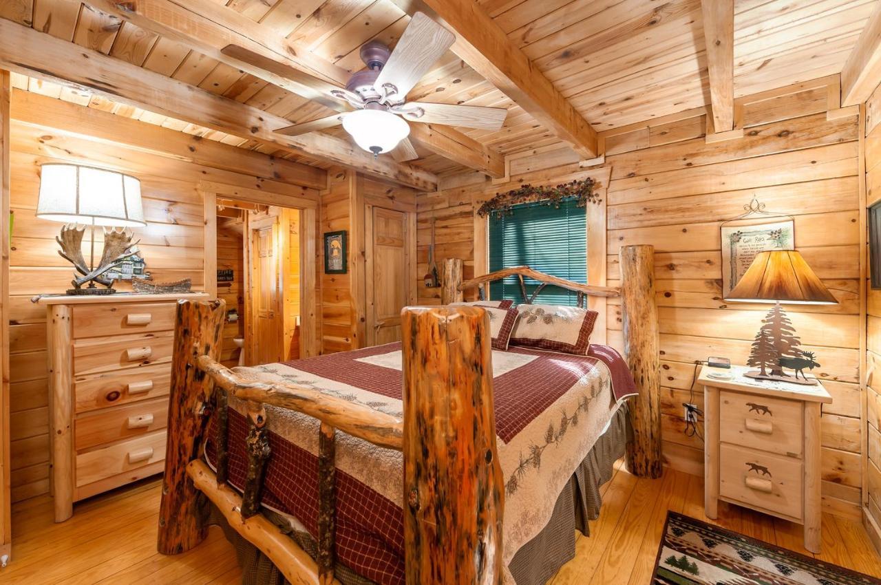 Moose Tracks Cabin Villa Pigeon Forge Dış mekan fotoğraf